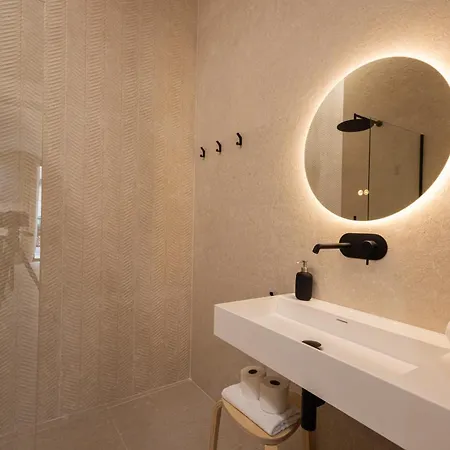 Florit Flats - Estudio De Diseno Con Luz Natural En Ruzafa - Planta Baja Valência